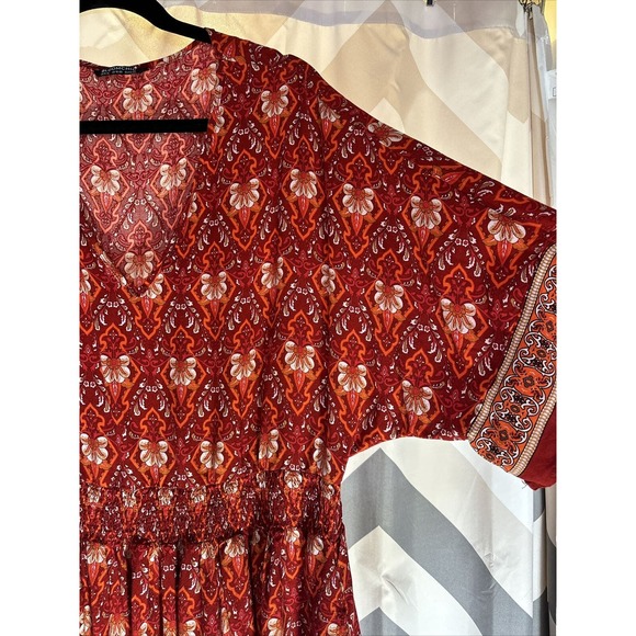 Bloomchic Red Floral Print Short Sleeve Dress Size 14/16 EUC G4‎ - Picture 4 of 6